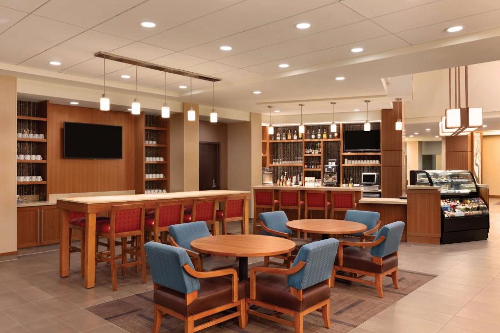 Hyatt Place St. Louis/Chesterfield photo