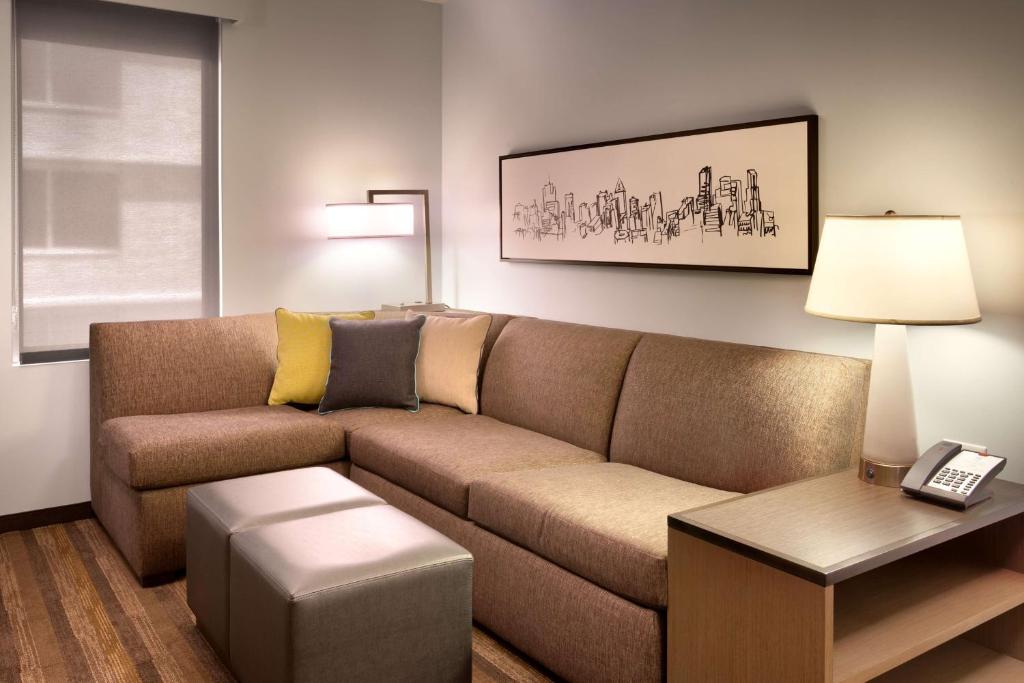Hyatt House Portland / Downtown photo