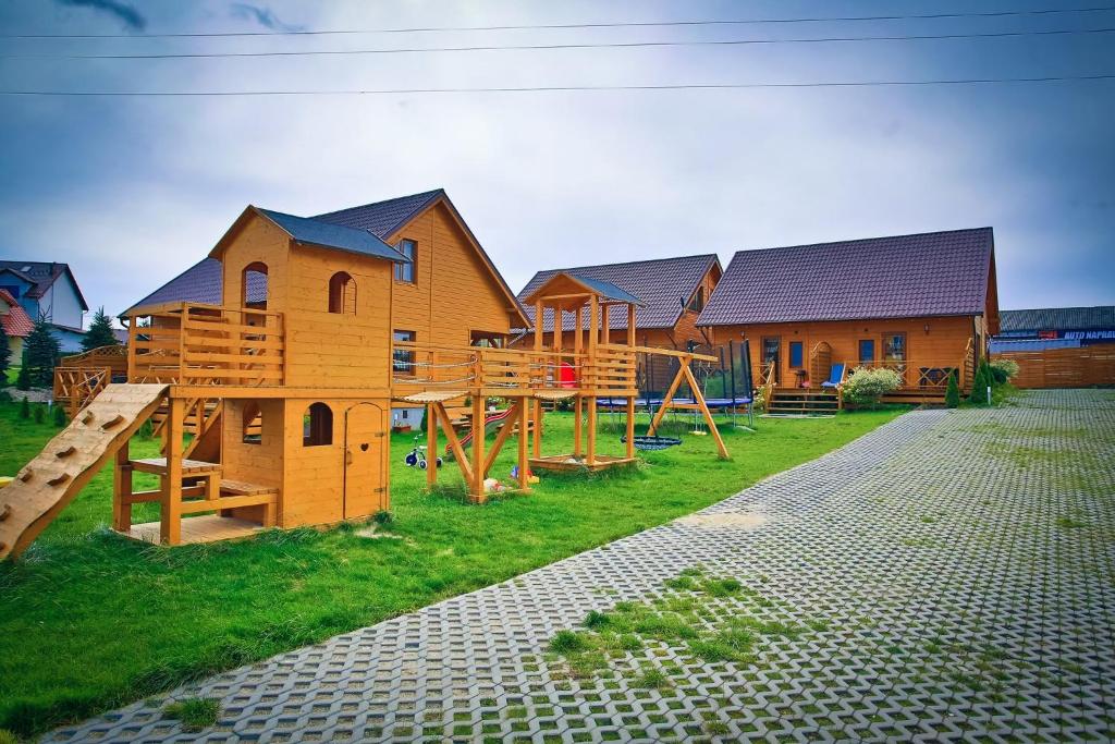 Herní místnost nebo prostor pro děti v ubytování Zlote Domki