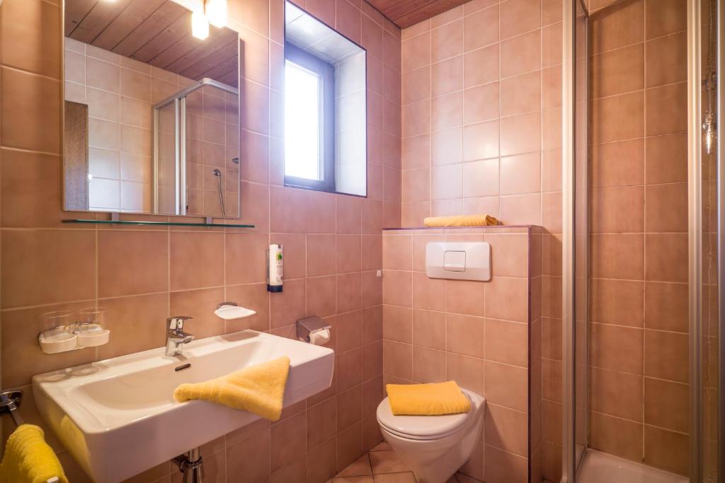 Hotel Landhaus Zillertal - 5