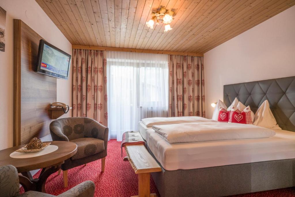 Hotel Landhaus Zillertal - 4