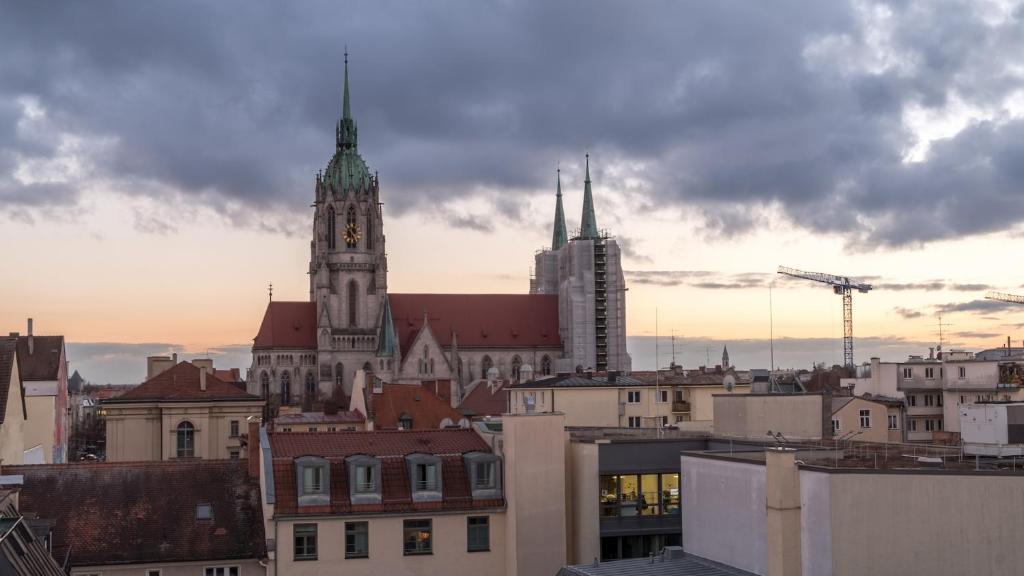 Nespecifikovaný výhled na destinaci Mnichov nebo výhled na město při pohledu z hotelu