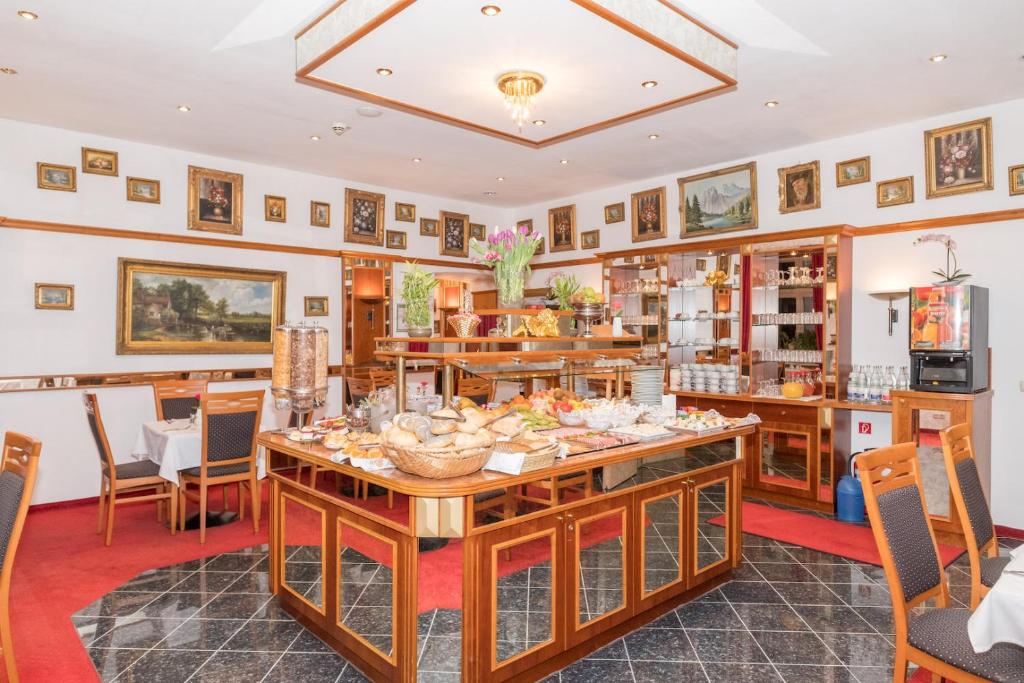 Fotografie z fotogalerie ubytování Hotel Bayernland v Mnichově