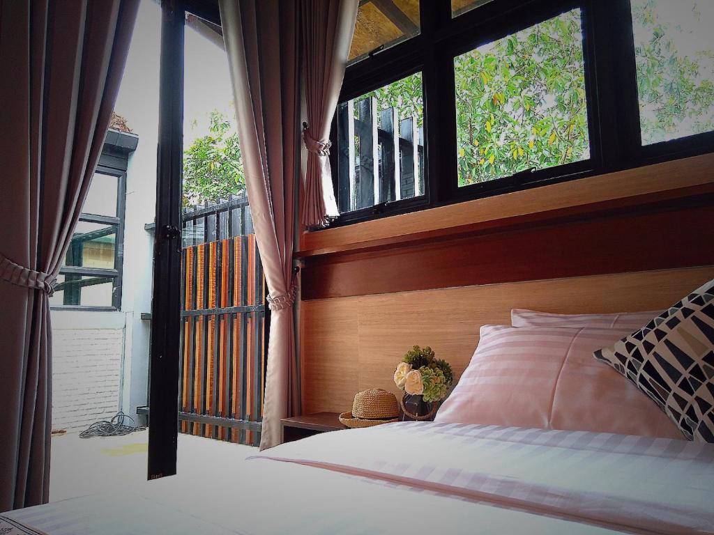 Baan Mai Kradan Hostel Chiang Rai - 6