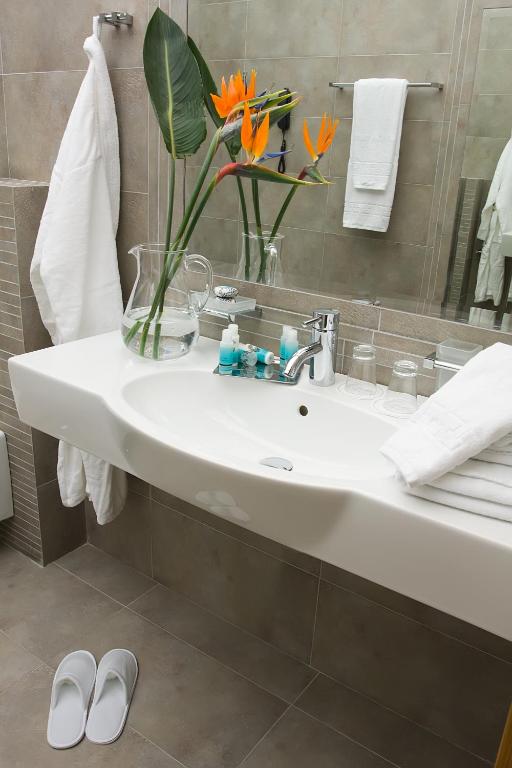 Koupelna v ubytování Methexis Boutique Hotel