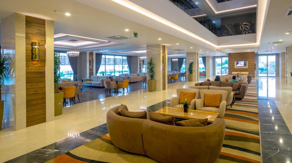 Posezení v ubytování Side Sunport Hotel - All Inclusive