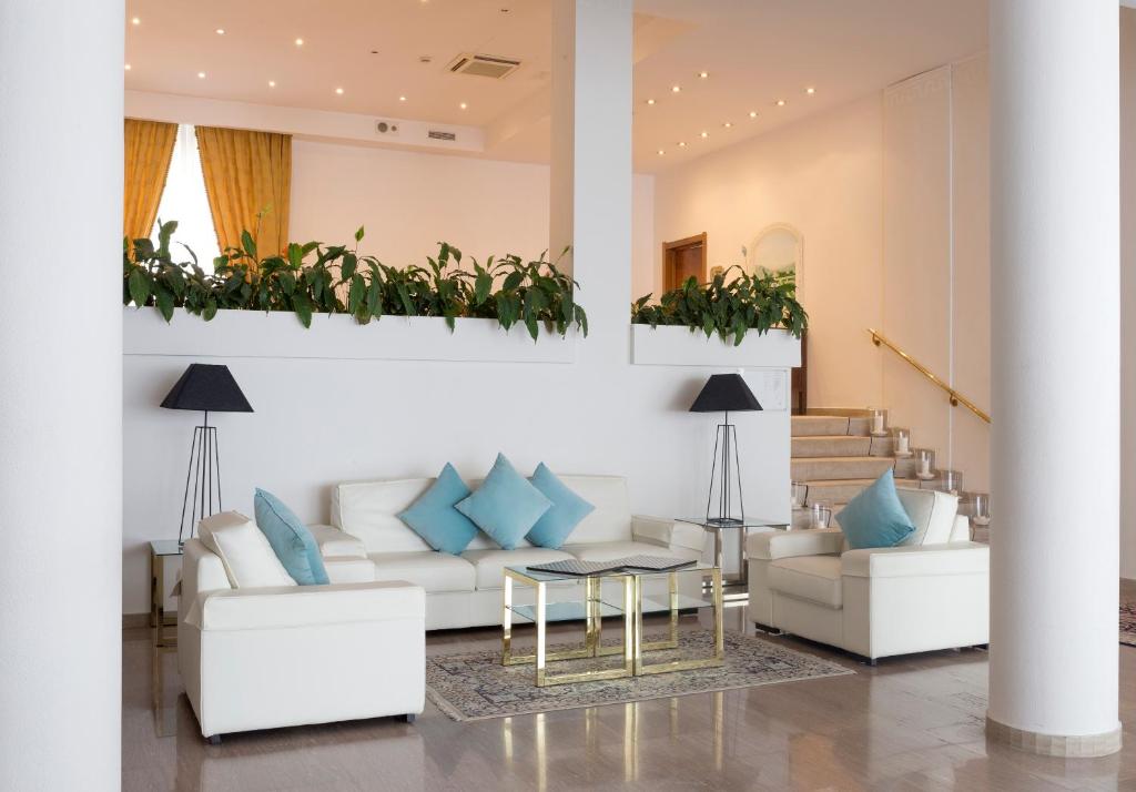Posezení v ubytování Grand Hotel Passetto