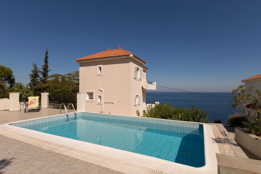 Bazén v ubytovaní Virginia Seaside Villas alebo v jeho blízkosti