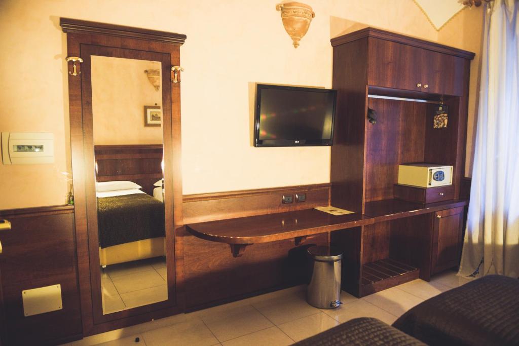 TV a/nebo společenská místnost v ubytování Hotel Robinson