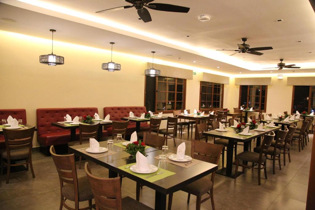 Restaurace v ubytování Los Brezos Hotel Boutique