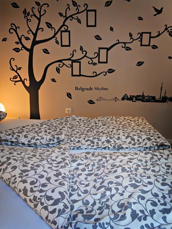 Postel nebo postele na pokoji v ubytování Banshill Apartment