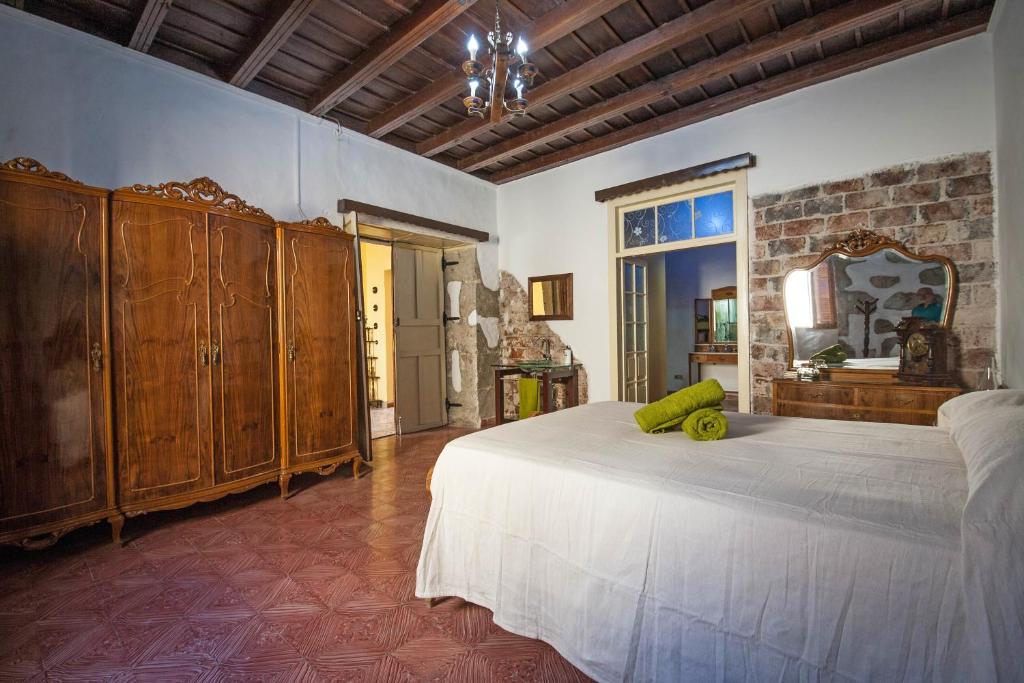 Postel nebo postele na pokoji v ubytování Casa rural el Burro