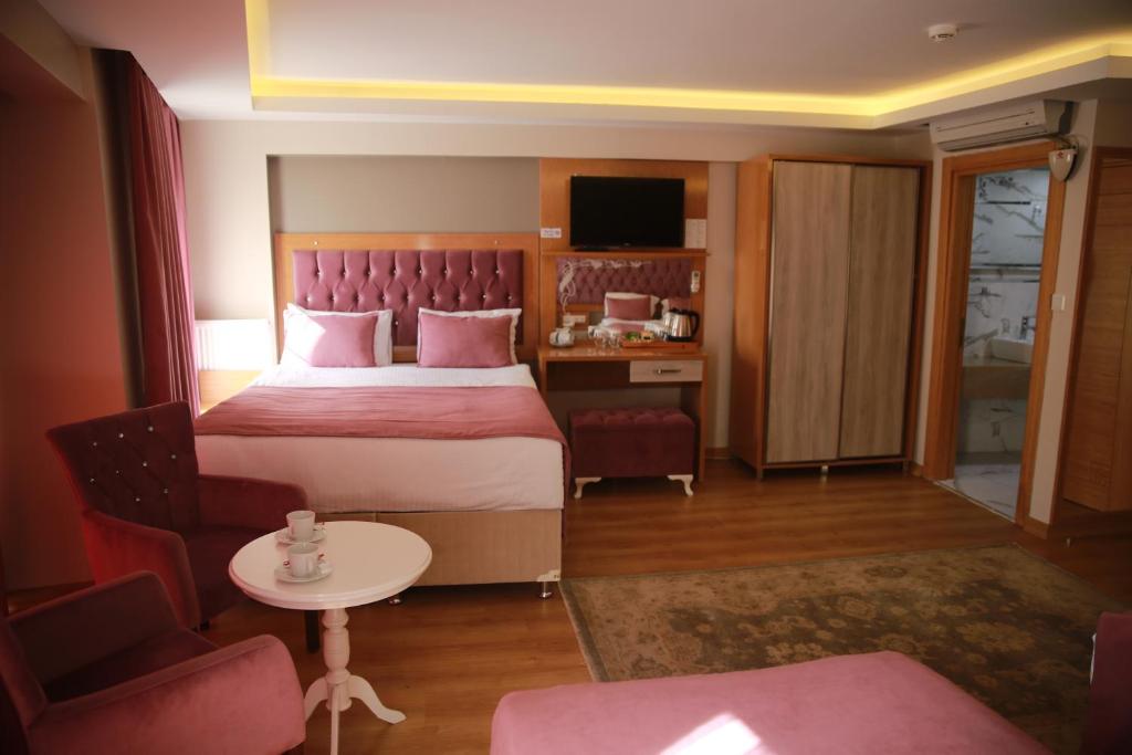 Hotel Black Pearl - 1