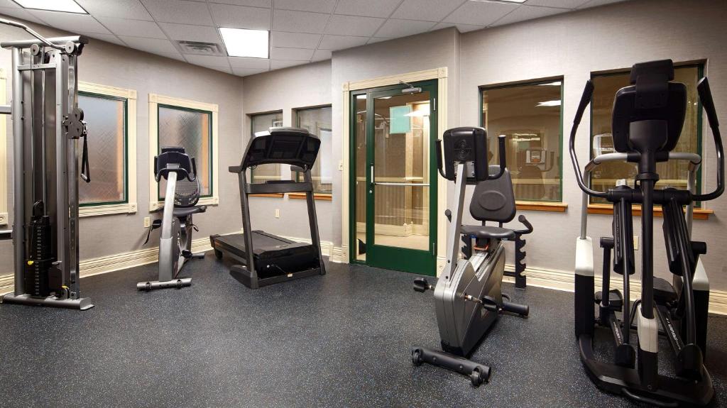 Best Western Plus Kalamazoo Suites photo