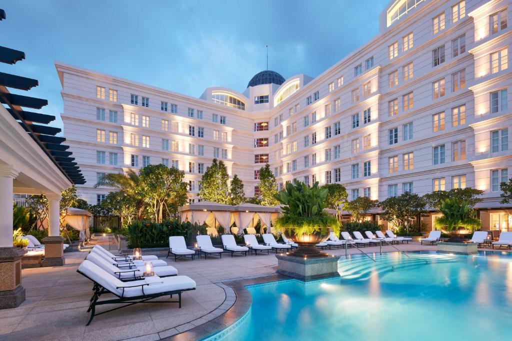 Bazén v ubytování Park Hyatt Saigon nebo v jeho okolí