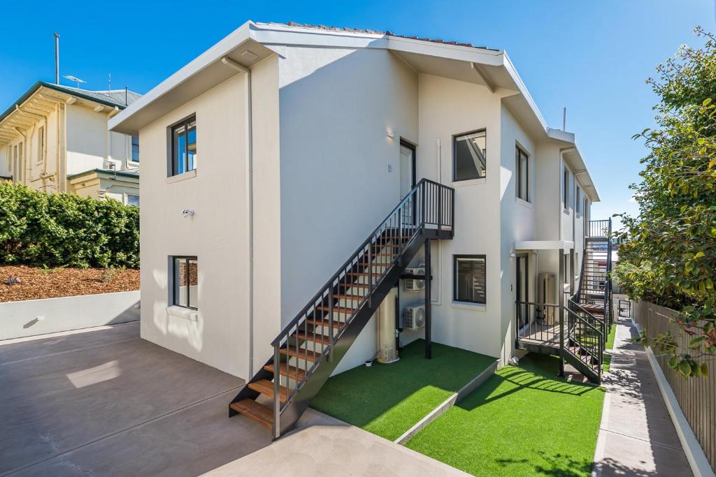 110 Hampden Apartments - Resim 40