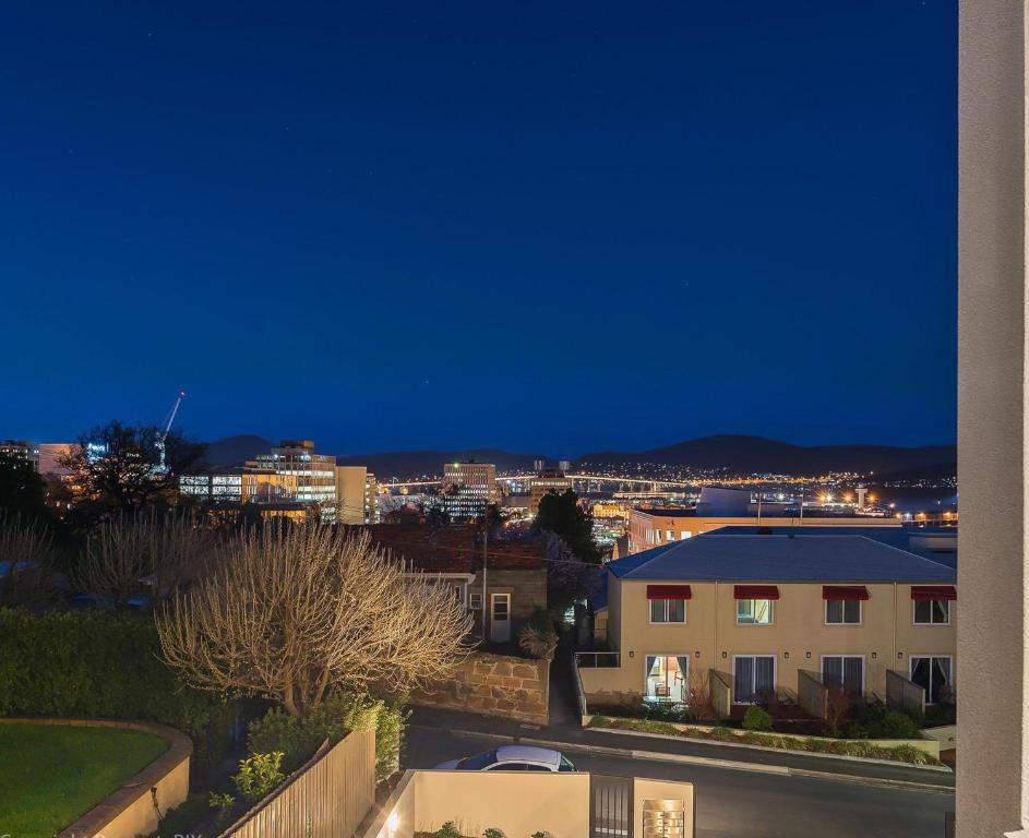 110 Hampden Apartments - Resim 35