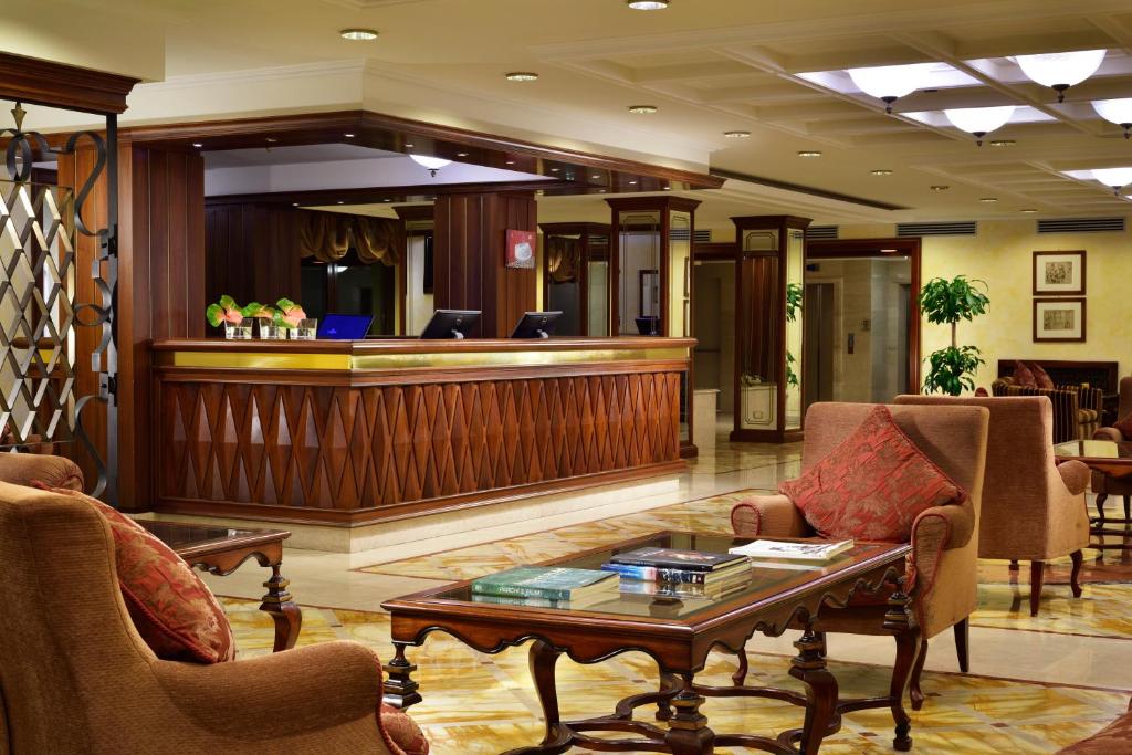 Posezení v ubytování Mercure Petriolo Siena Terme Spa Hotel