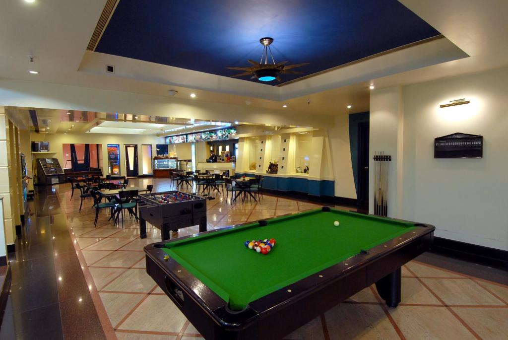 Biliár nebo kulečník v ubytování Jaypee Palace Hotel