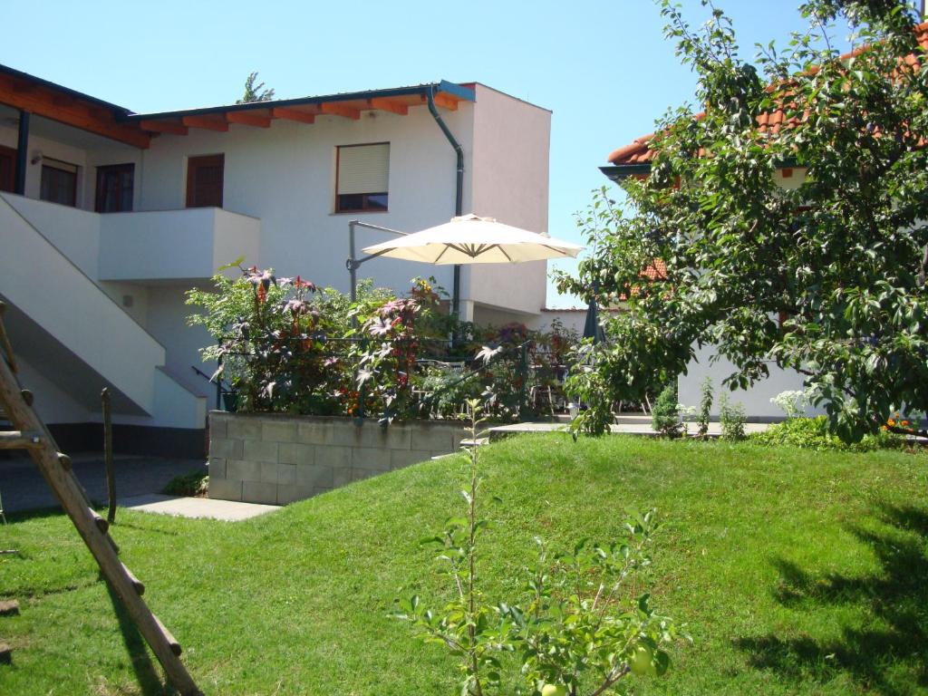 Zahrada ubytování Gästehaus Strommer