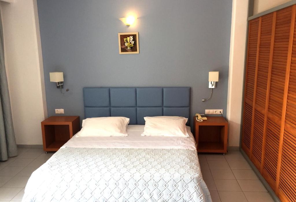 Caravel Hotel Apartments - Studio