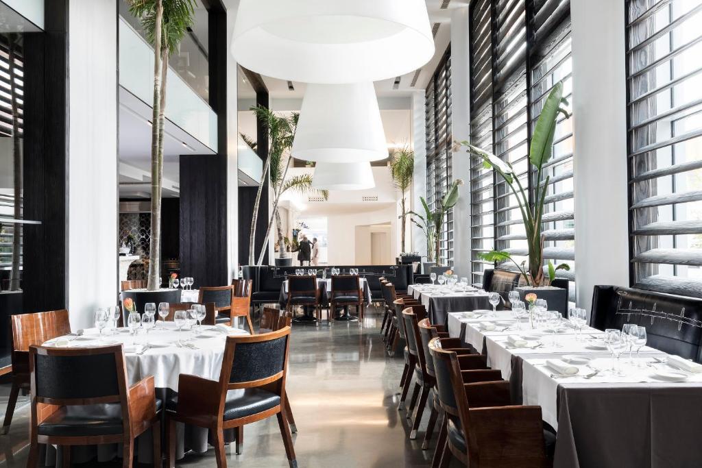 Hotel Puerta America