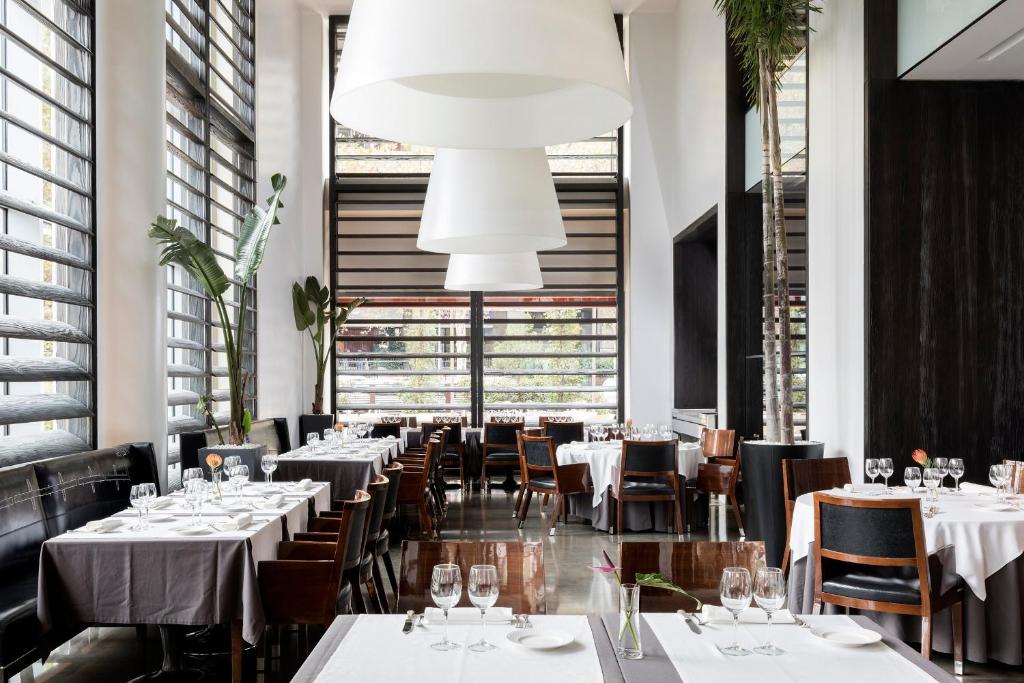 Hotel Puerta America - Resim 44