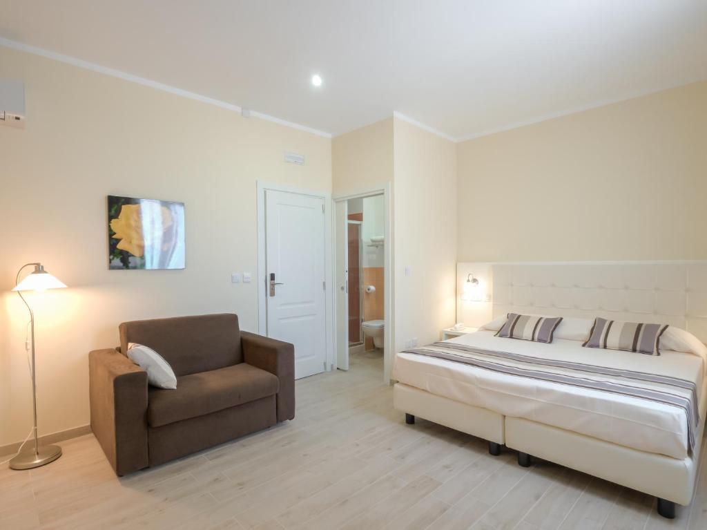 Tano's Boutique Guesthouse - 11