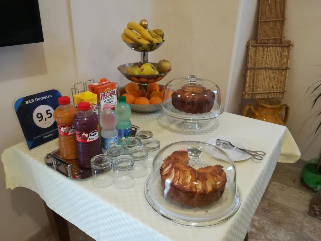 Jedlo v ubytovaní bed & breakfast alebo blízkom okolí