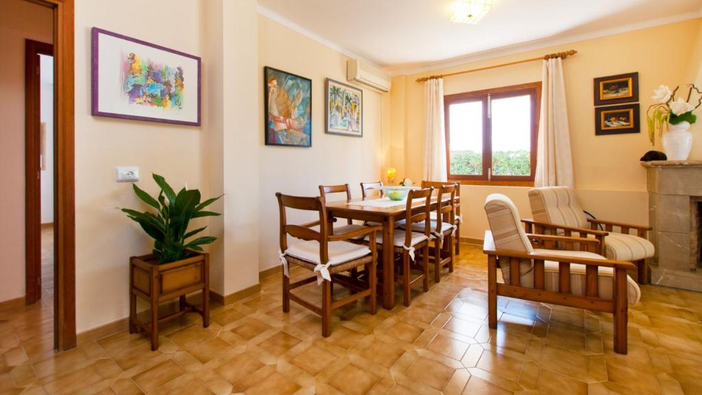 Posezení v ubytování Casa CORA Alcudia by Mallorca Villa Selection