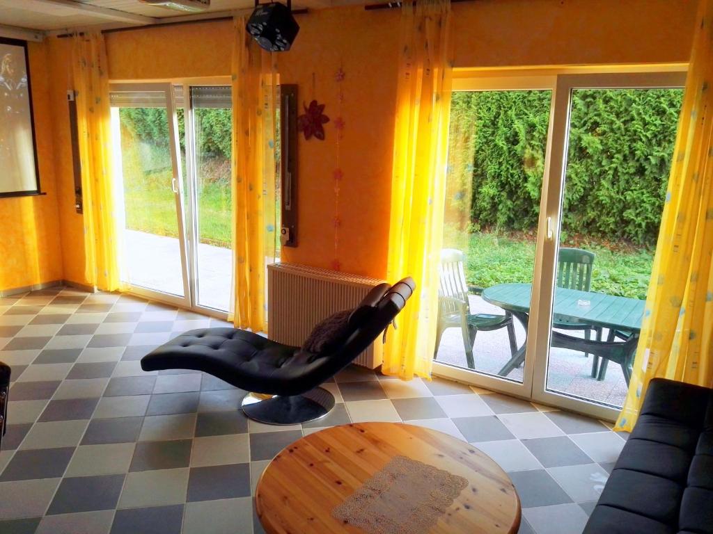 Ein Sitzbereich in der Unterkunft Ferienwohnungen mit Weitblick