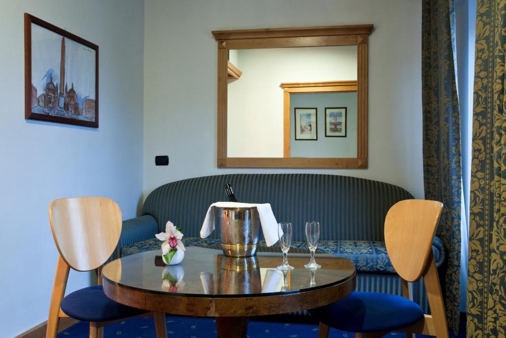 Hotel Diplomatic - Resim 10