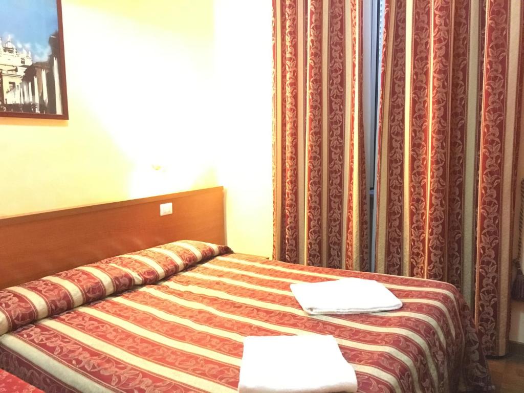 Toffa Place In Rome - Resim 26