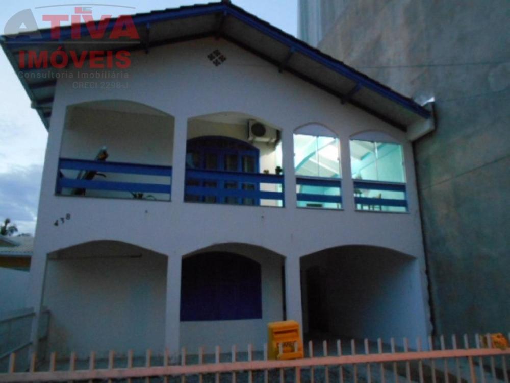 Casas 2 Quadras do Mar