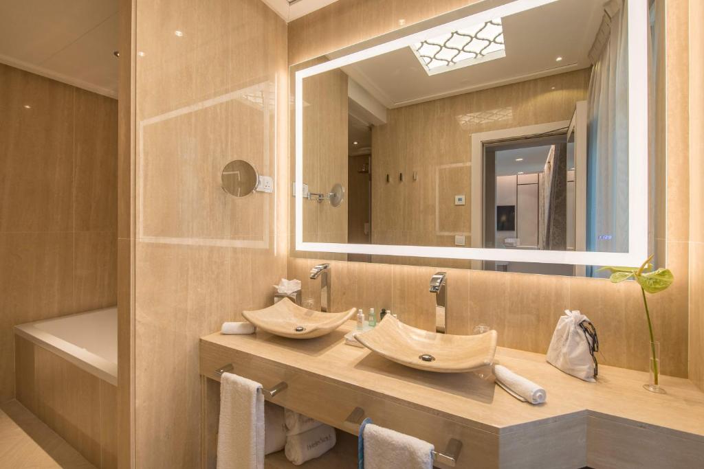 Un baño de Gran Hotel Miramar GL