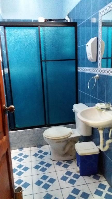 Koupelna v ubytování Hostal Dorys Mar