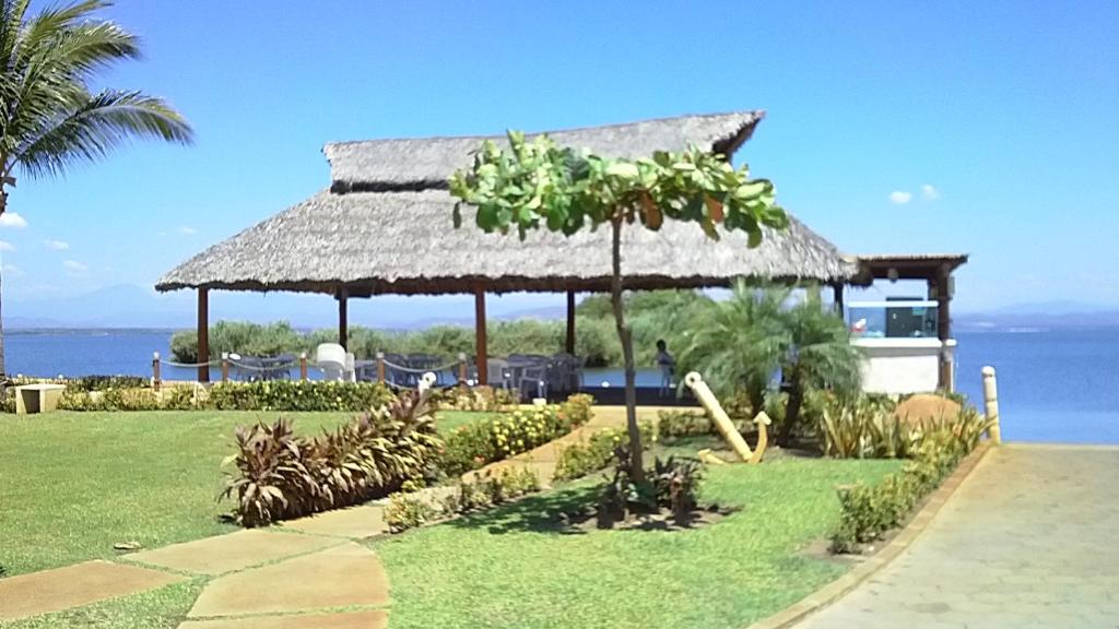 marina diamante iris