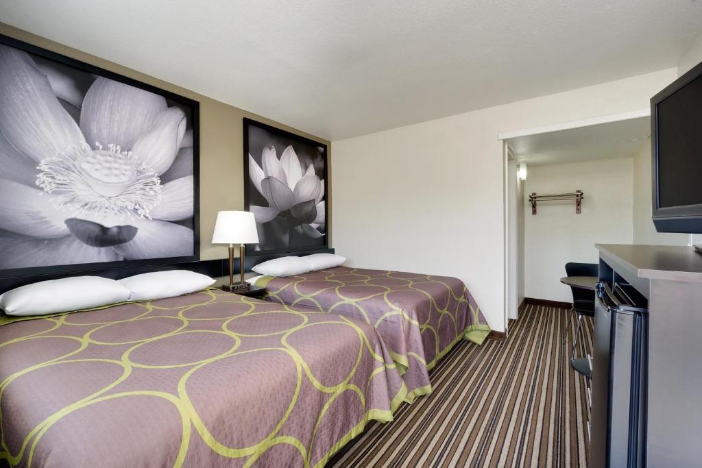 Super 8 by Wyndham Florence - Chambre Double Avec 2 Lits Doubles - Non-Fumeurs