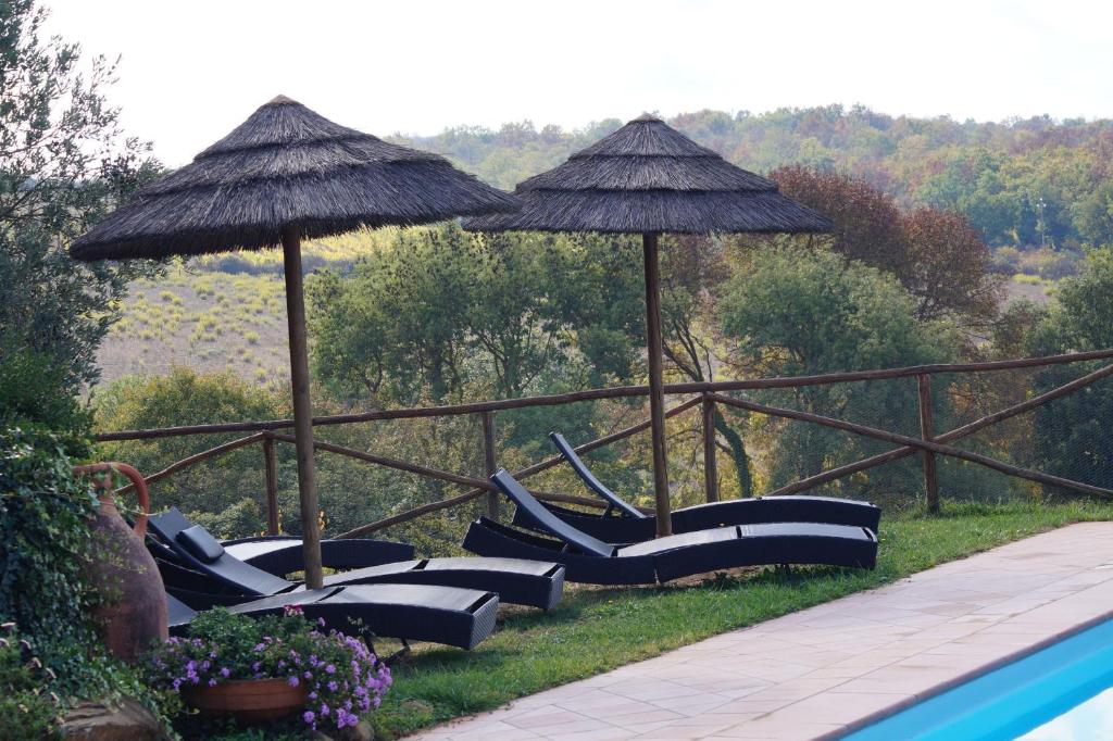 The swimming pool at or close to Agriturismo Bonzalone