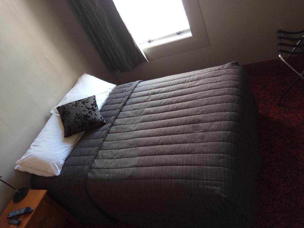 Otautau Hotel - Standard Queen Room