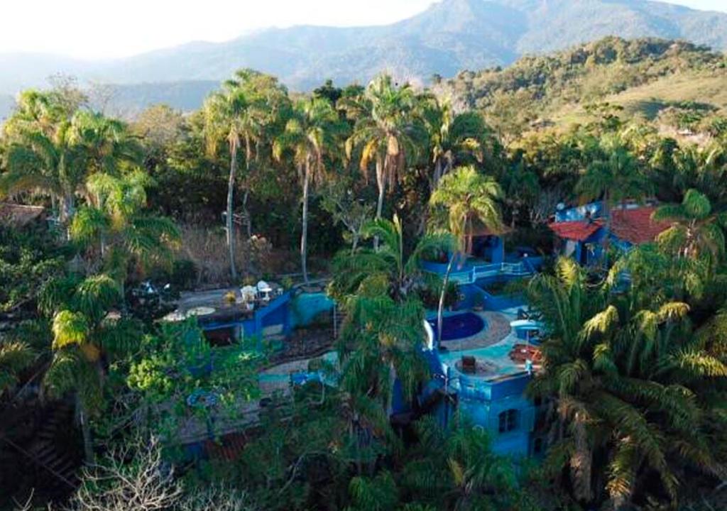  Azur Guesthouse