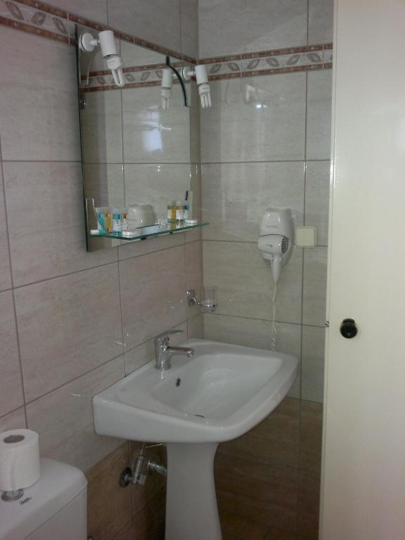 Hotel Kalamitsi Apartments - 9