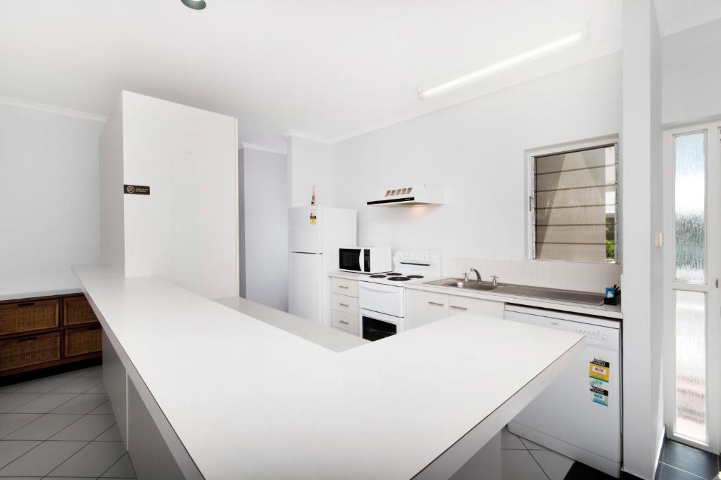 Kuchyň nebo kuchyňský kout v ubytování Nimrod Resort Apartments