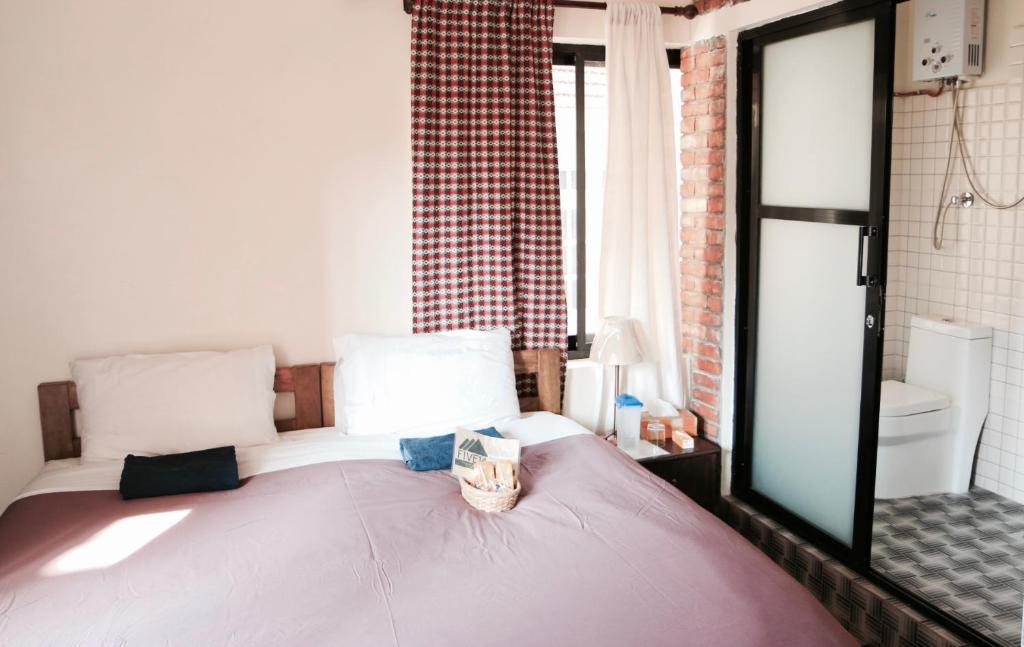 Postel nebo postele na pokoji v ubytování Five14 B&B