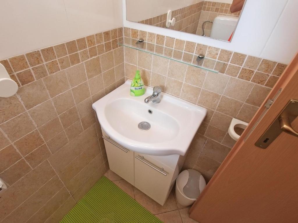 Kúpeľňa v ubytovaní Apartment with 4 Bedrooms 446