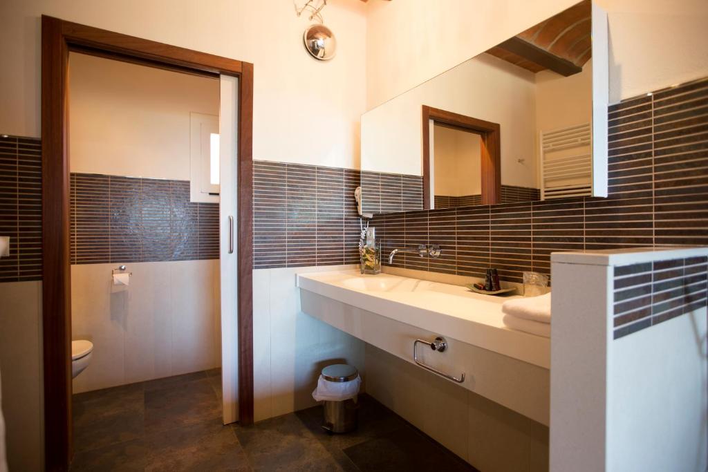 Koupelna v ubytování Hotel Cal Naudi