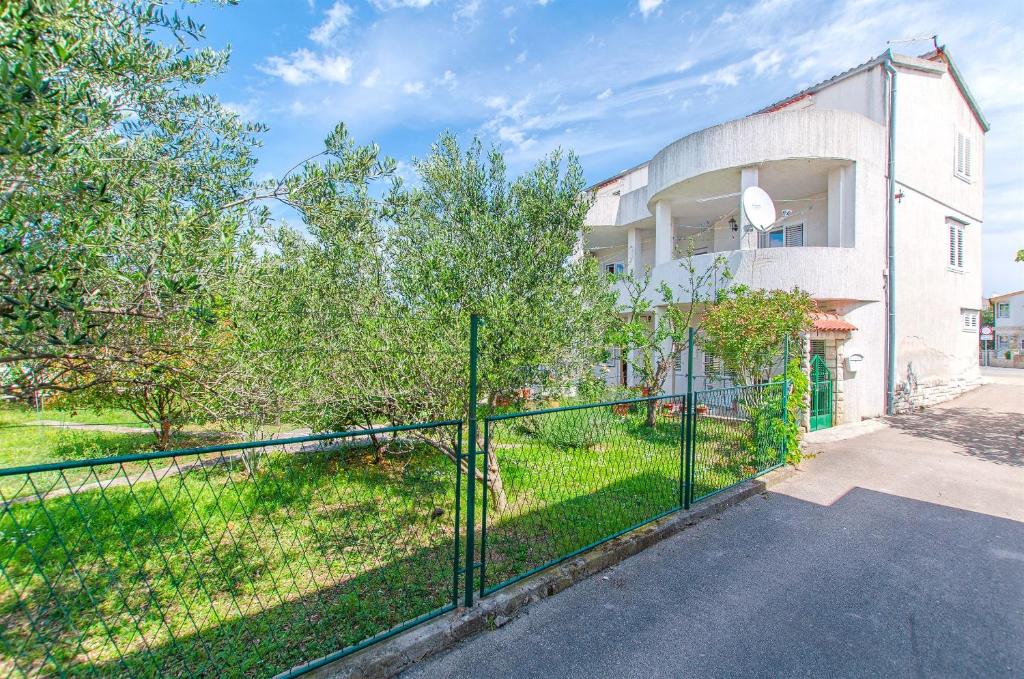 Fotografie z fotogalerie ubytování Apartments Šime v destinaci Pirovac