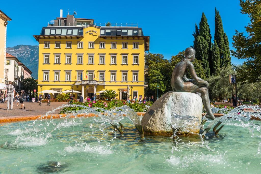 Miestna pamiatka v blízkosti hotela