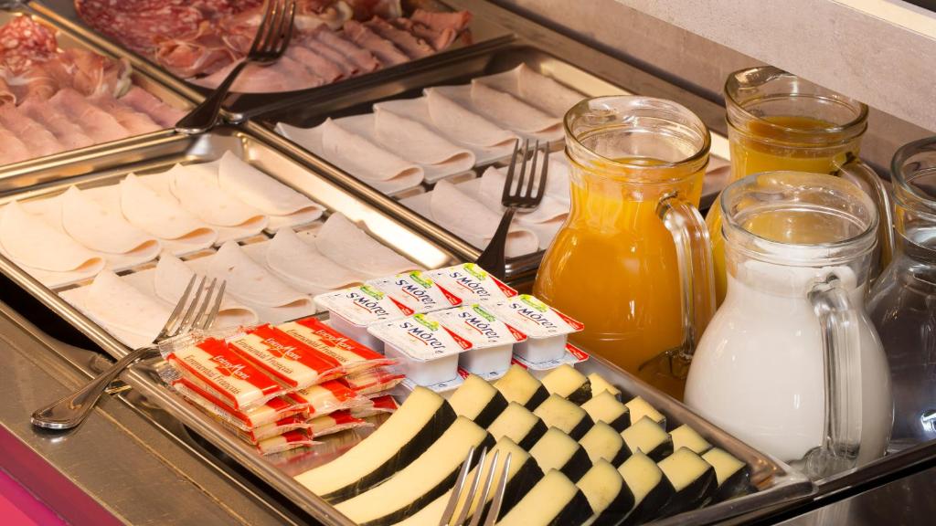 Hôtel du Plat d'Etain - Resim 37