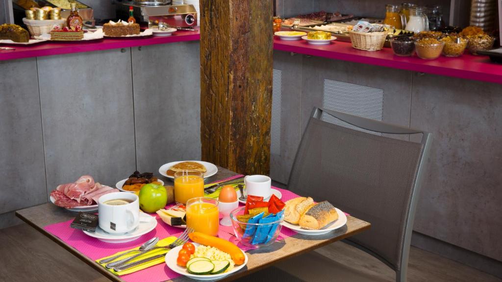 Hôtel du Plat d'Etain - Resim 36